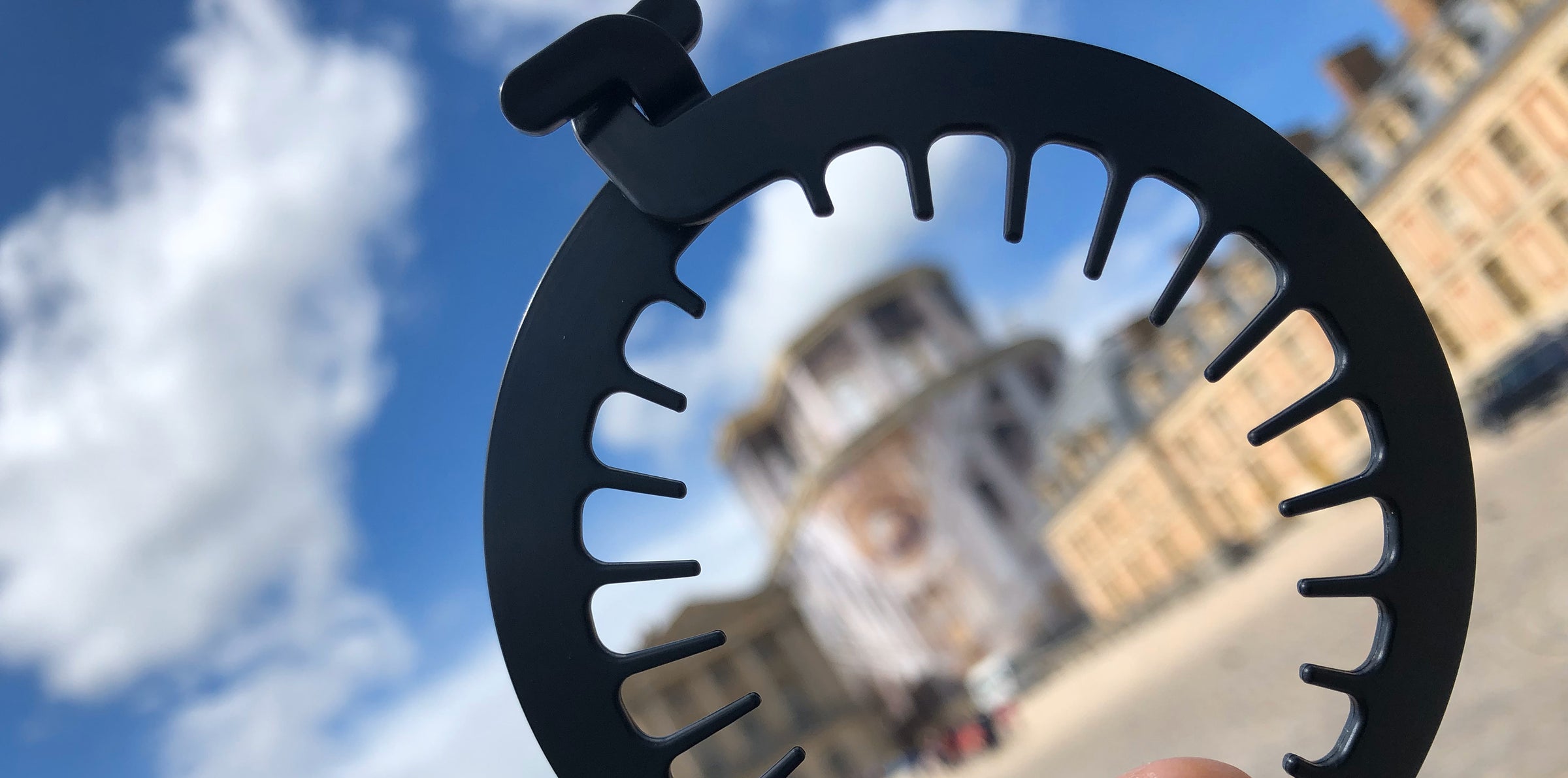 PUFFCUFF IN CLASSIC BLACK